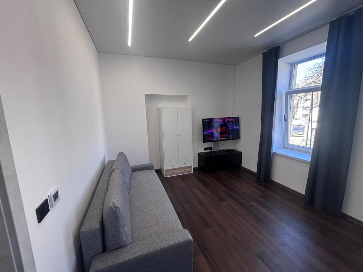 Modern Flat In Centre, Self Check-in, Free Parking